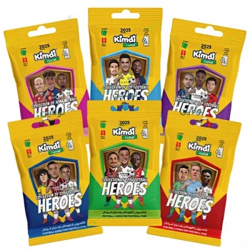 کارت بازی کیمدی فوتبالی سری heros 2025 بسته 6 عددی | نولاین