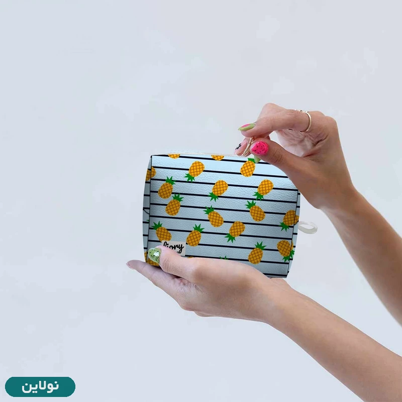 قیمت و خرید کیف نوار بهداشتی فیوری مستر راد طرح آناناس کد 2354 | نولاین
